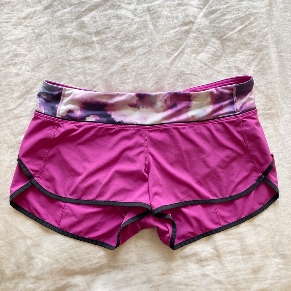 Lululemon Speed Up Low-Rise Lined Short 2.5" in Fuschia